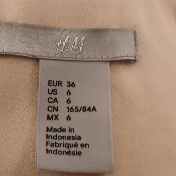 H&M Dressy Tank Top Size 6 - Picture 2 of 3